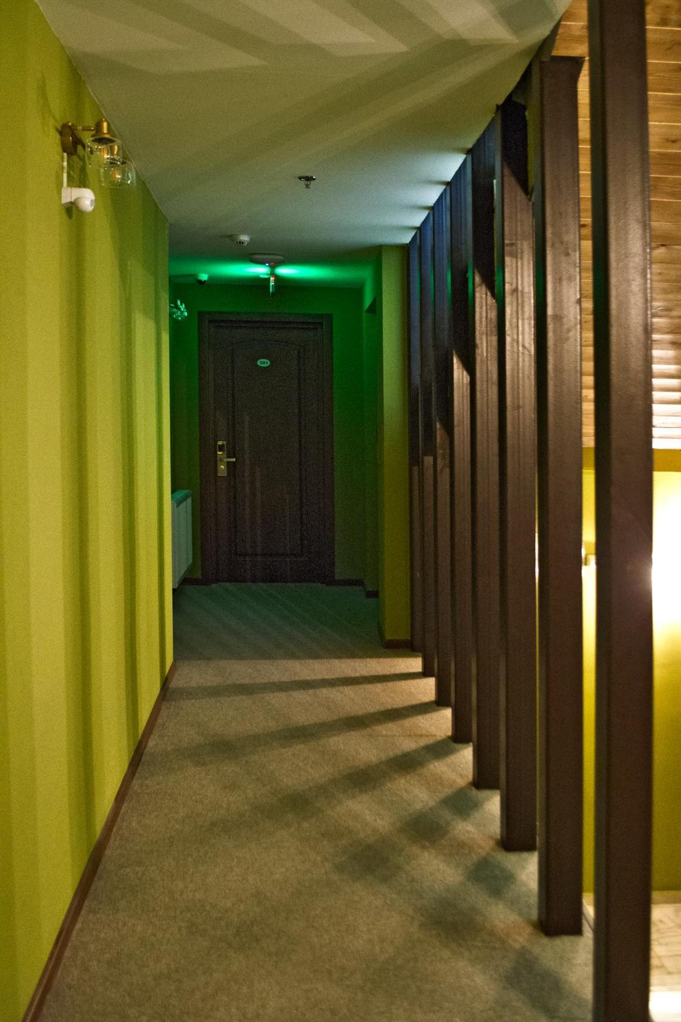 Green Inn Hotel Tbilisi ภายนอก รูปภาพ