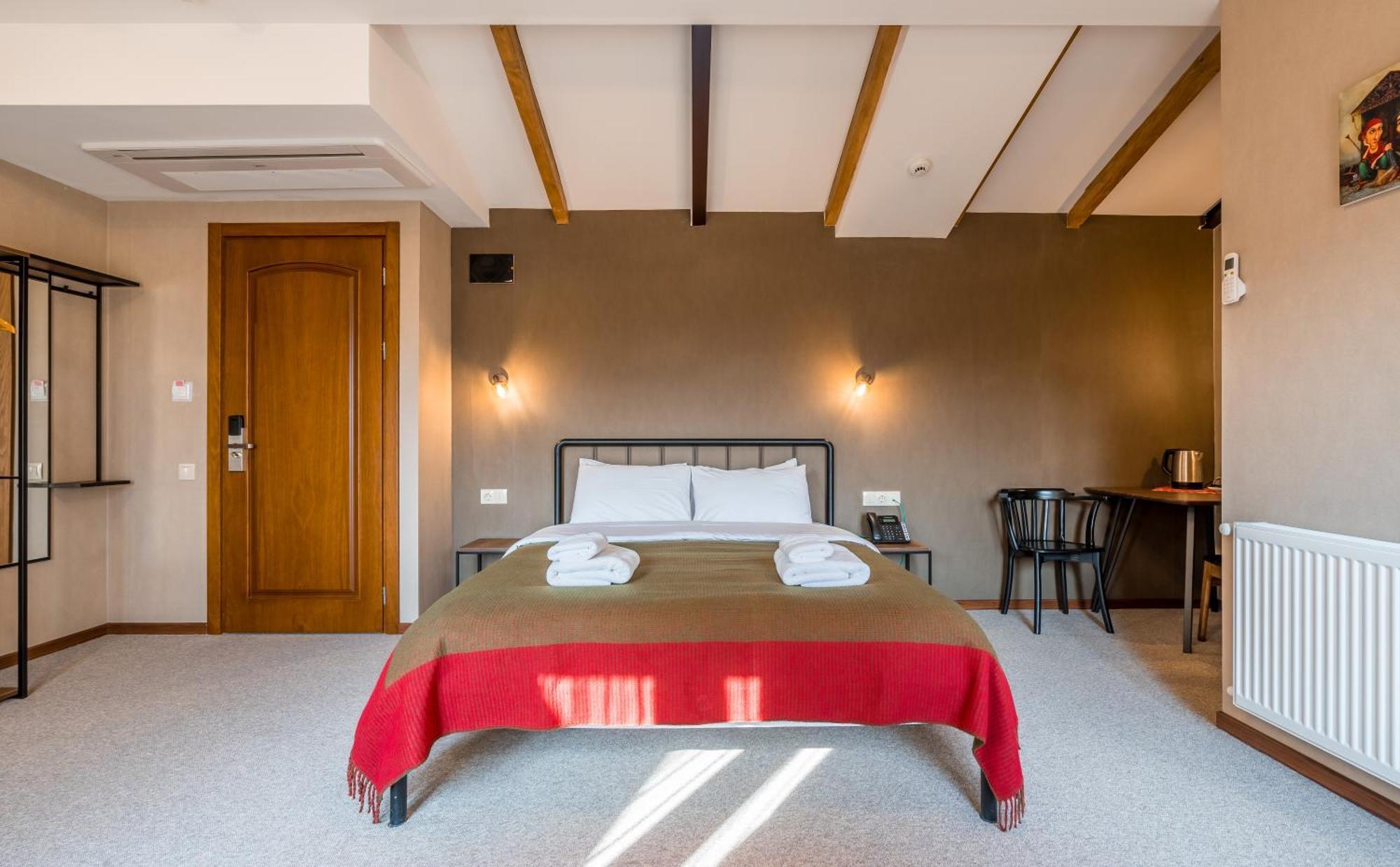 Green Inn Hotel Tbilisi ภายนอก รูปภาพ