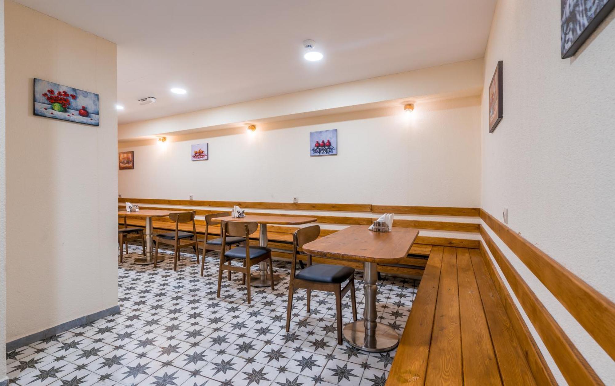 Green Inn Hotel Tbilisi ภายนอก รูปภาพ