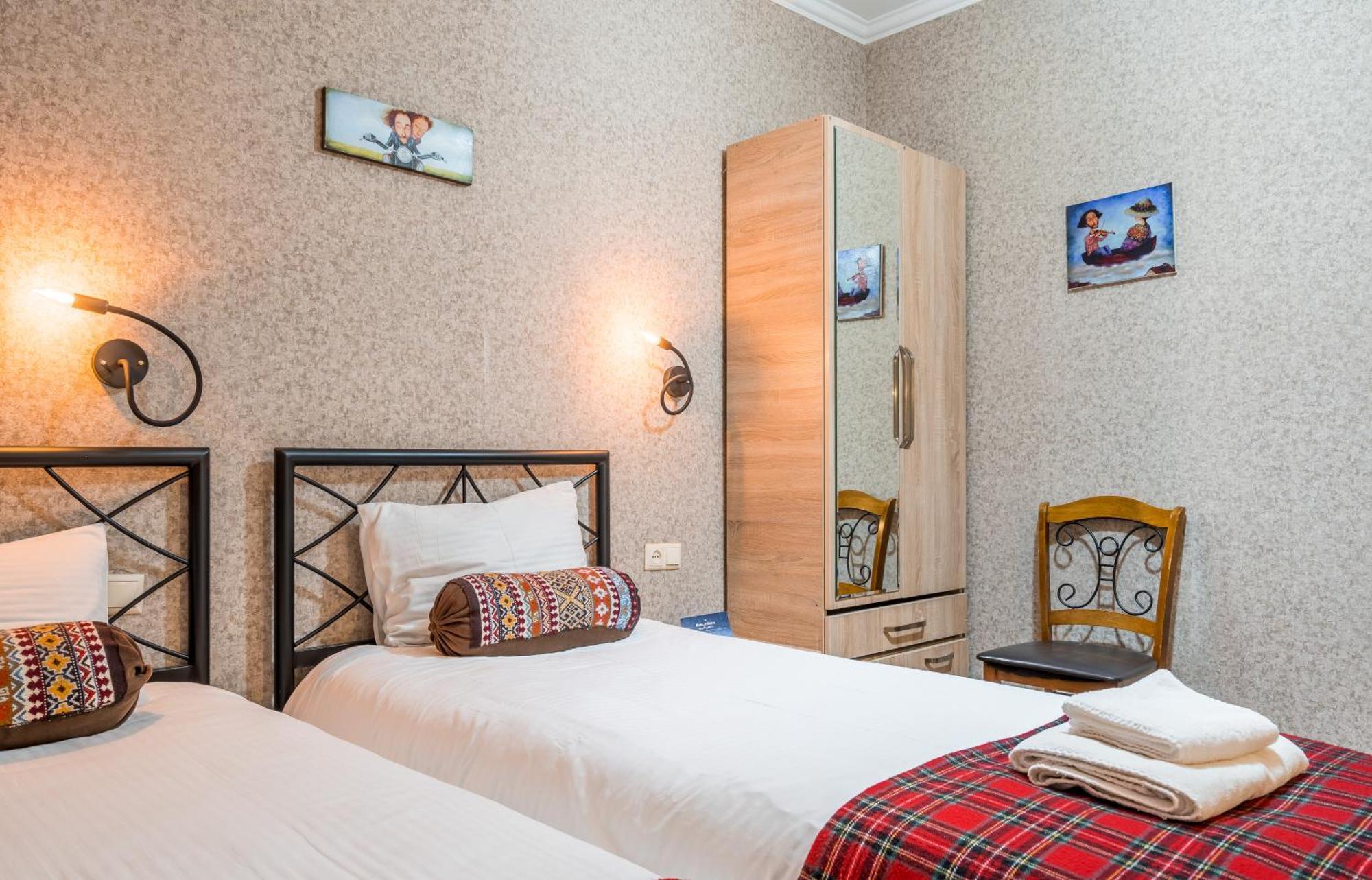 Green Inn Hotel Tbilisi ภายนอก รูปภาพ