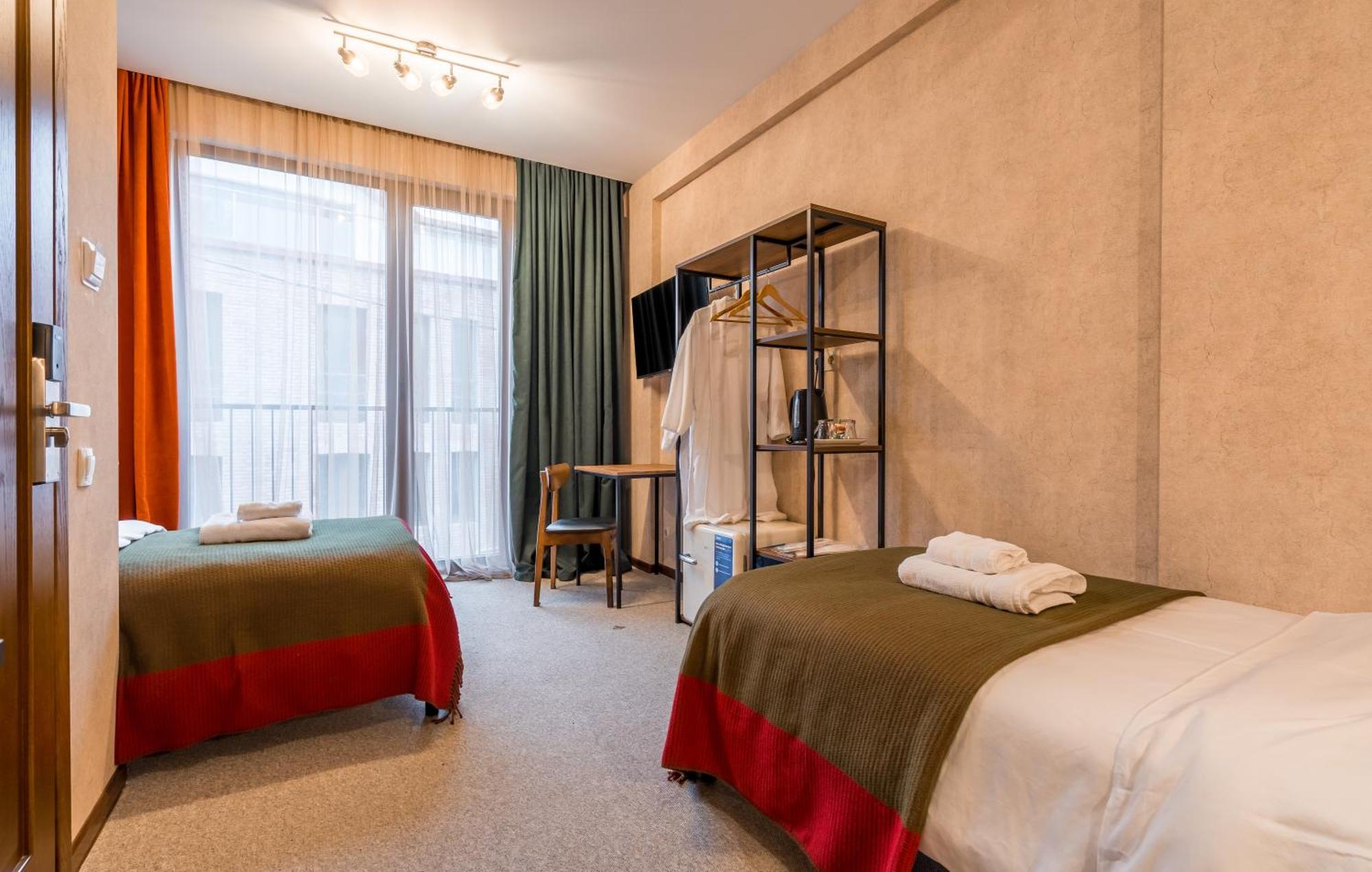 Green Inn Hotel Tbilisi ภายนอก รูปภาพ
