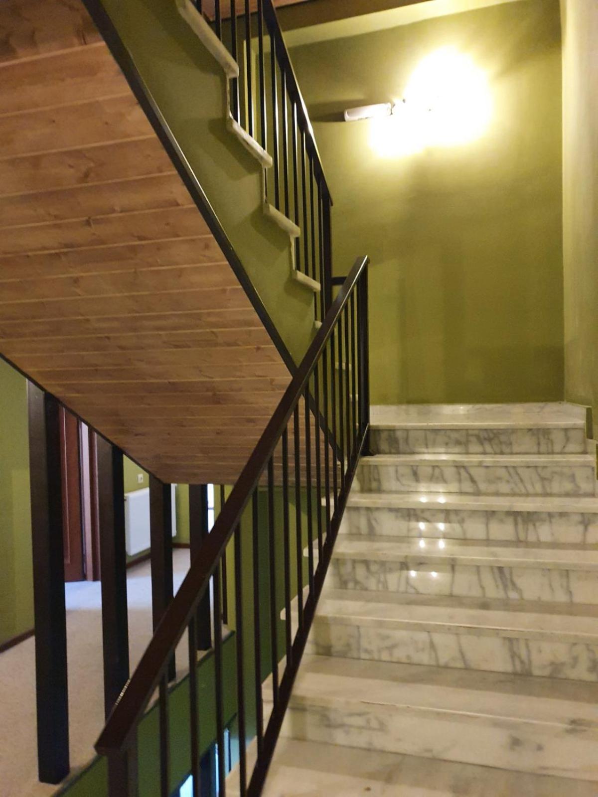 Green Inn Hotel Tbilisi ภายนอก รูปภาพ